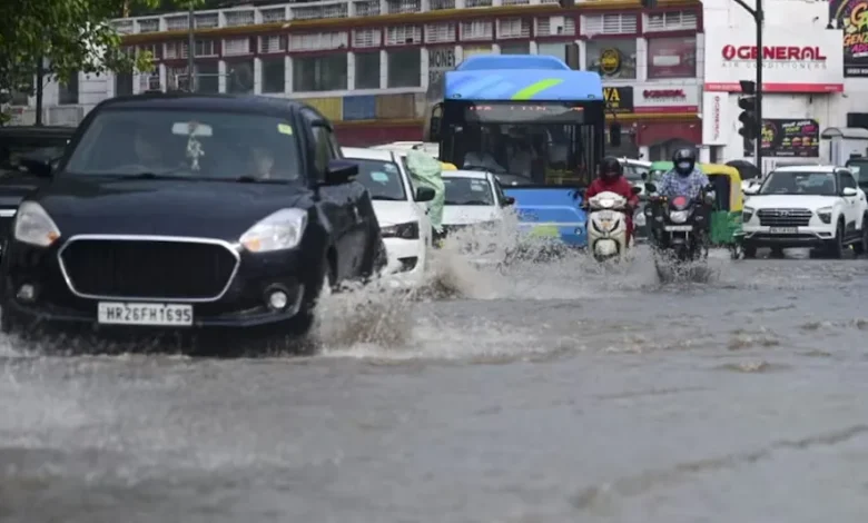 Delhi Waterlogging, Delhi Rain, Delhi LG, Monsoon Delhi, Delhi Traffic