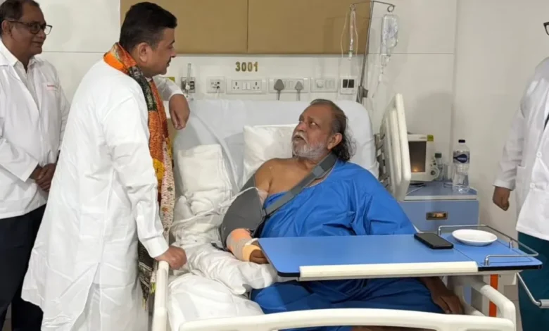 Mithun Chakraborty, Mithun Health Update, Kolkata Hospital, Shubhendu Adhikari, Bollywood News