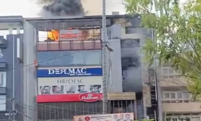 Model Town fire, Haldiram outlet fire, Delhi building fire, Delhi Fire Service, Model Town rescue