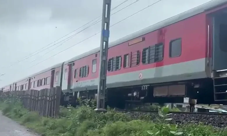 Srikakulam Train Accident, Rajya Rani Express, Andhra Pradesh Rail Accident, Students Train Accident, Tekkali Accident