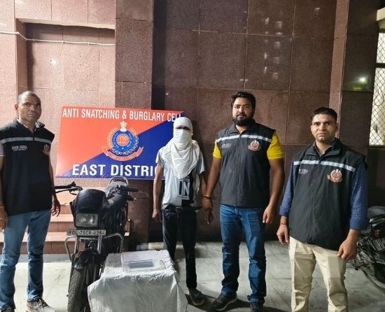 East Delhi Snatching Case, Operation Street Shield, Delhi Police Arrest, Mobile Snatching Delhi, Stolen Splendor Bike