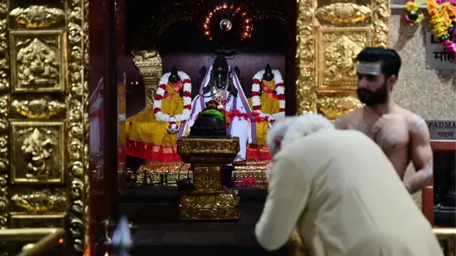 PM Modi 25 Years, Narendra Modi Public Life, Vinayak Temple Delhi, PM Modi Temple Visit, Modi 25 Years in Government